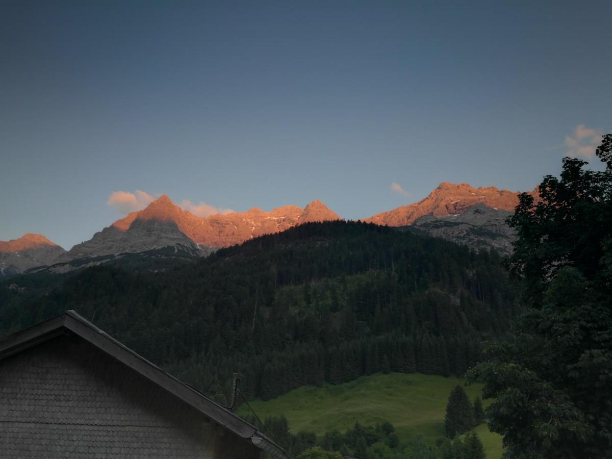 Landgasthof Adler Hinterhornbach Exteriör bild